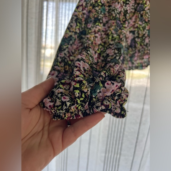 Cute floral crop top - Picture 5 of 7